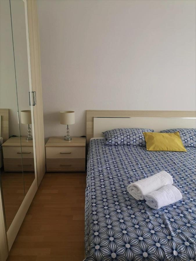 Apartments Tanja Kastela Bagian luar foto