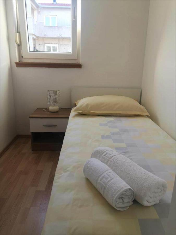 Apartments Tanja Kastela Bagian luar foto