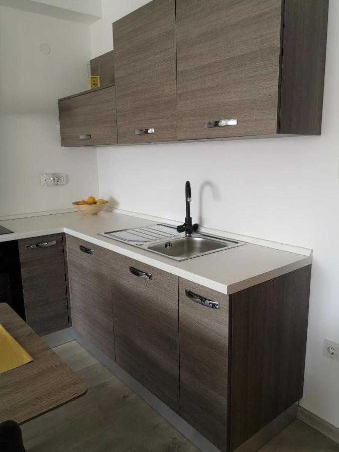 Apartments Tanja Kastela Bagian luar foto